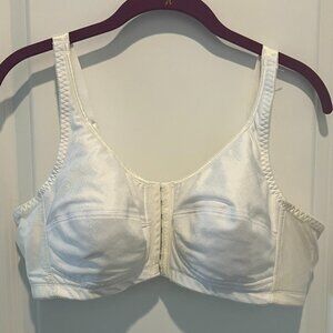 American Breast Care 123 Rose Contour Front Close Bra